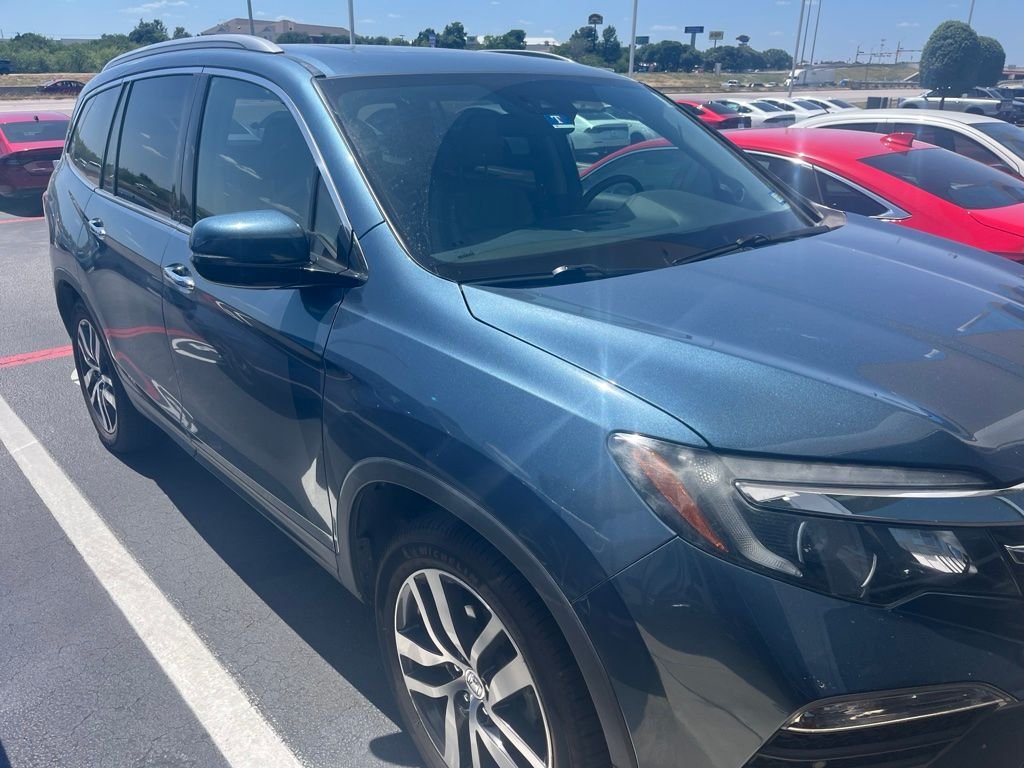 Used 2017 Modern Steel Metallic Honda Elite image 3