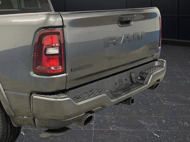 New 2026 Granite Crystal Metallic Clear-Coat Exterior Paint RAM Big Horn/Lone Star image 37