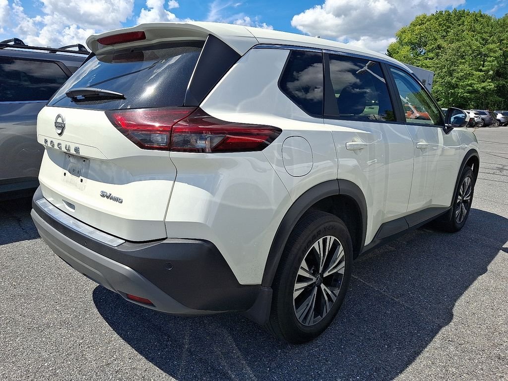 Used 2023 White Nissan SV image 6