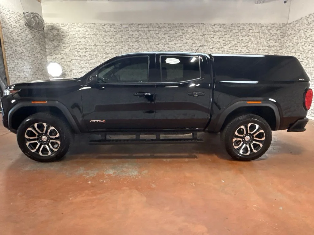 Used 2023 Onyx Black GMC AT4 image 4