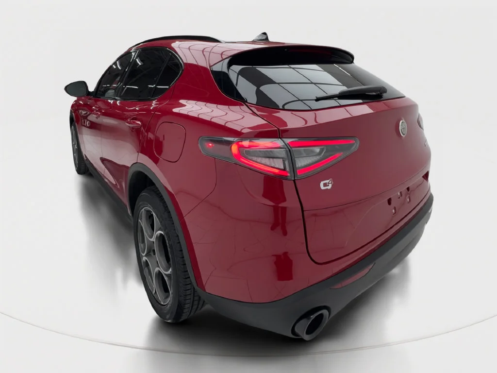 New 2026 Red Alfa Romeo Base image 12