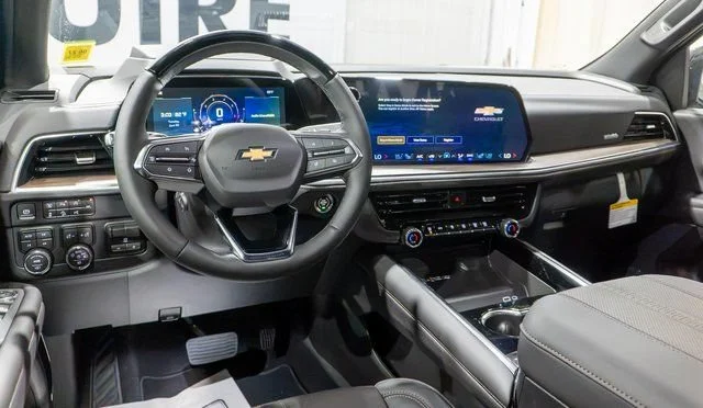 New 2026 Black Chevrolet High Country image 15