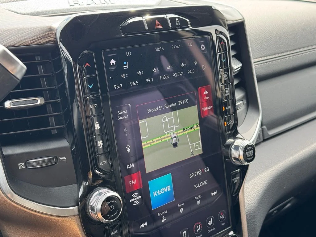 Used 2020 Blue Ram Laramie image 28