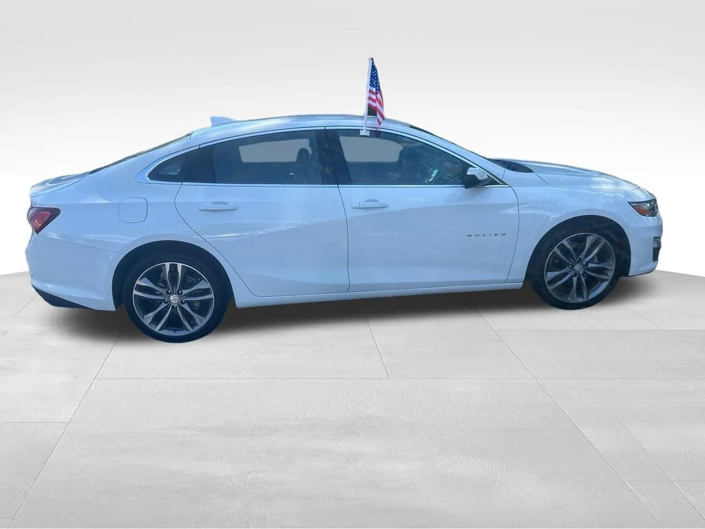 Used 2024 White Chevrolet LT image 30