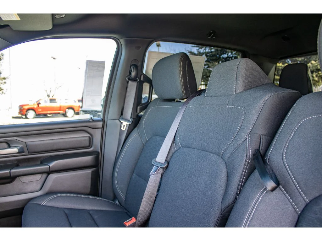 2026 RAM 1500 Warlock - Photo 17