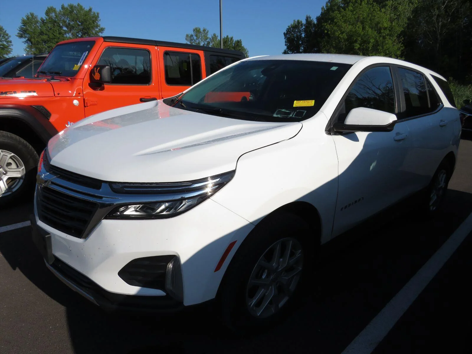 Used 2024 Summit White Chevrolet LT image 6