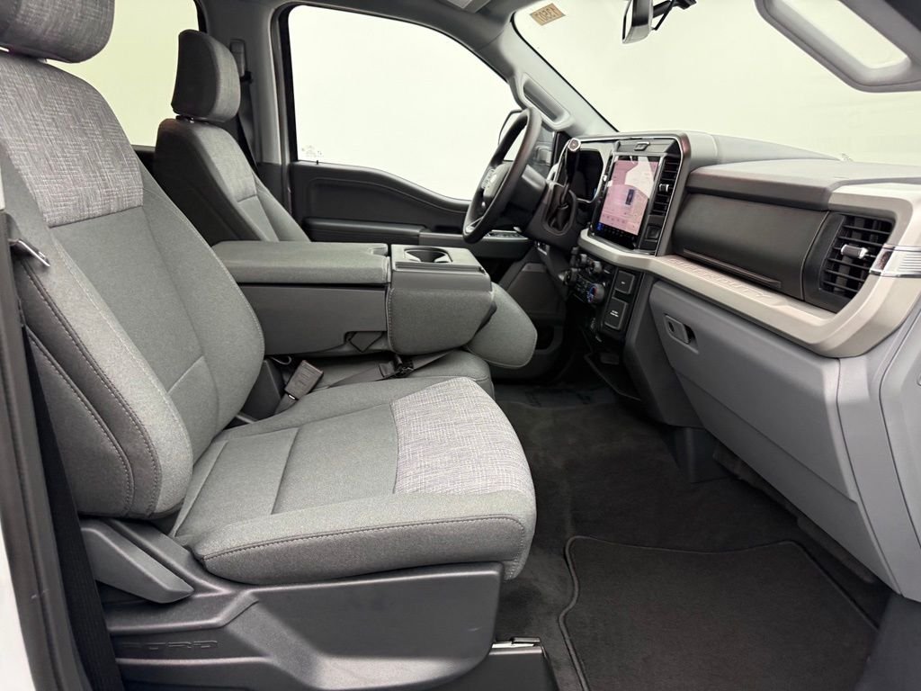 New 2026 White Ford XLT image 35