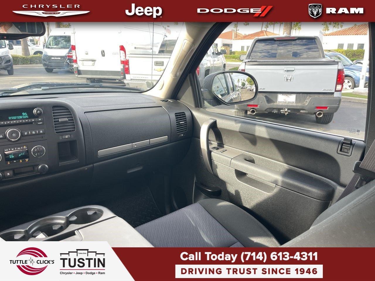 Used 2011 Stealth Gray Metallic GMC SLE image 3