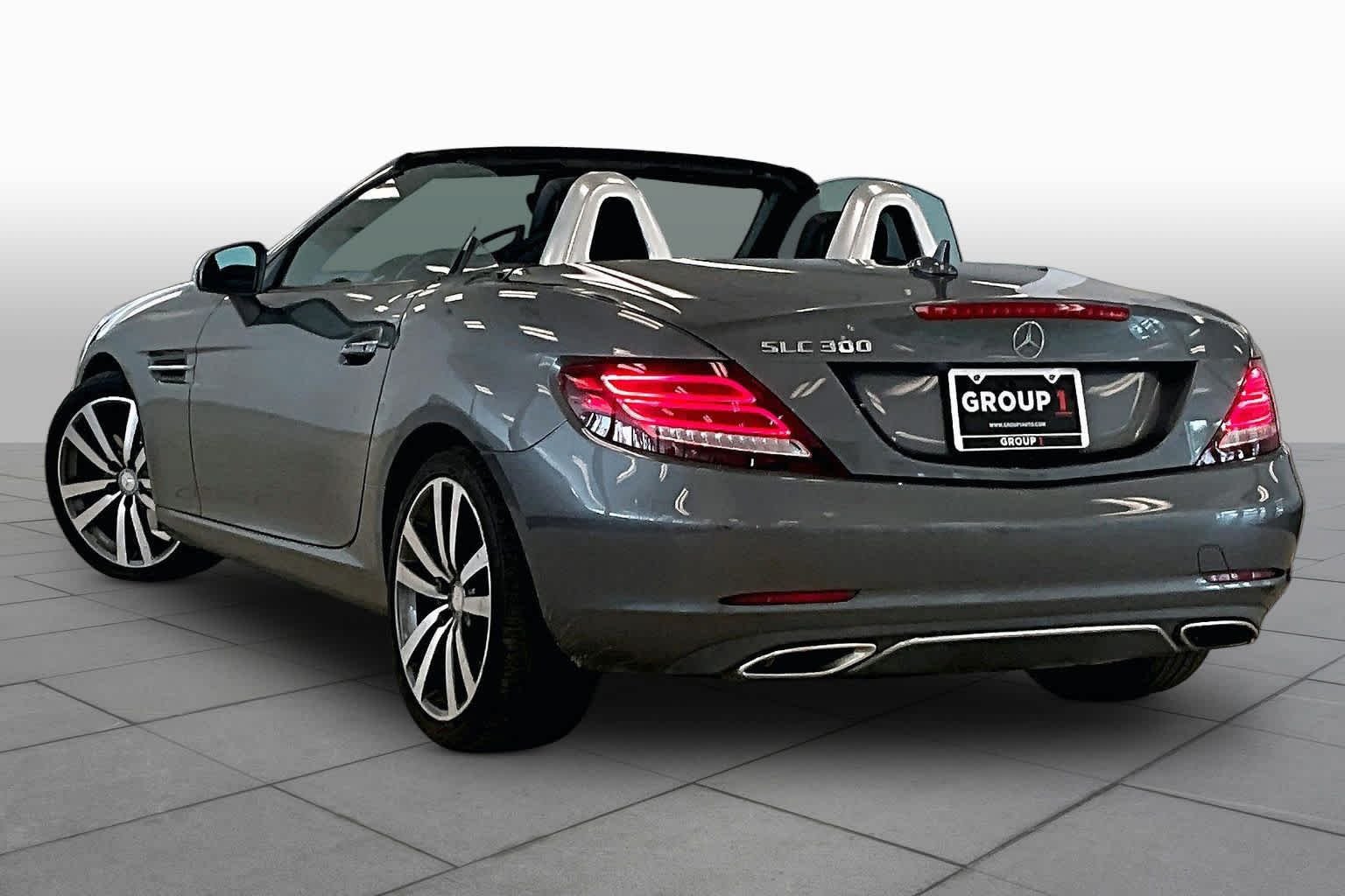 Used 2017 Selenite Grey Metallic Mercedes-Benz SLC 300 image 10