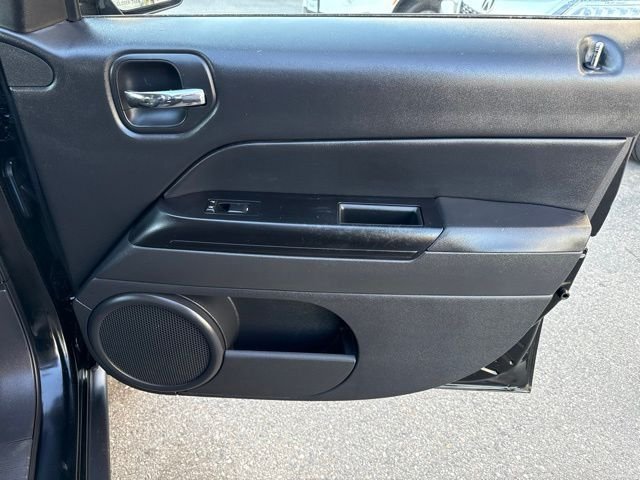 Used 2015 Black Jeep Sport image 12