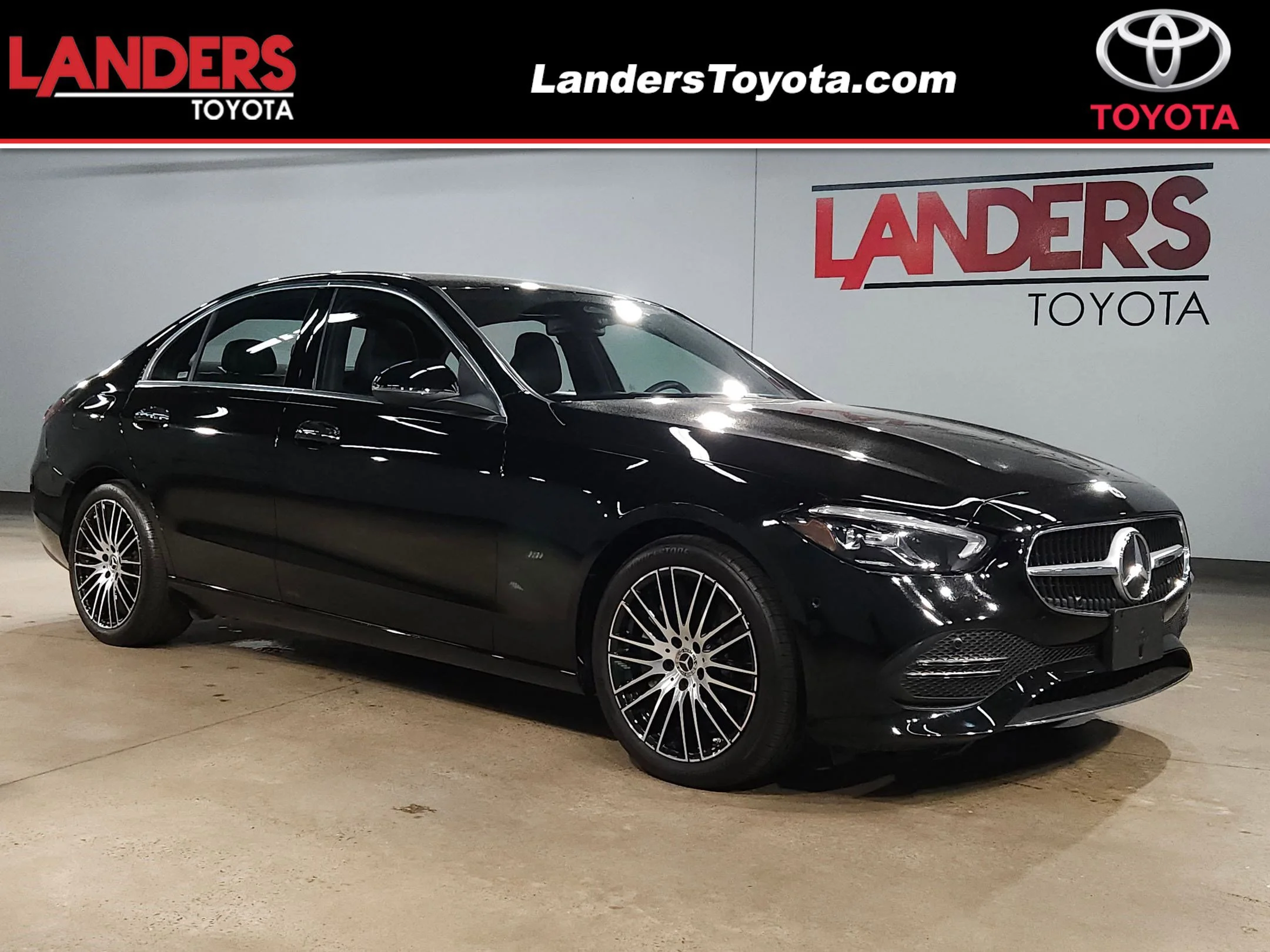 2025 Mercedes-Benz C-Class C 300's photo