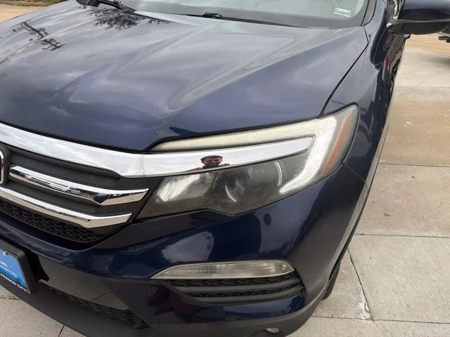 Used 2016  Honda EX-L image 10