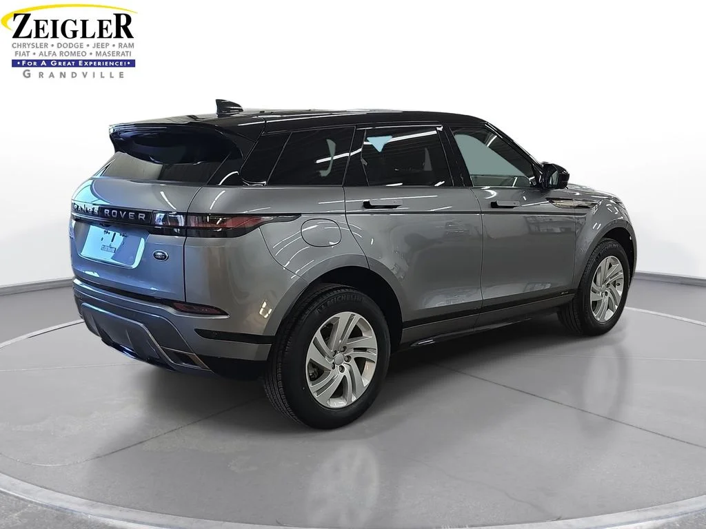 Used 2021  Land Rover Dynamic image 5