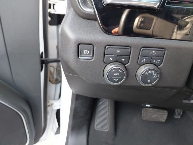Used 2024 White Chevrolet LT image 13