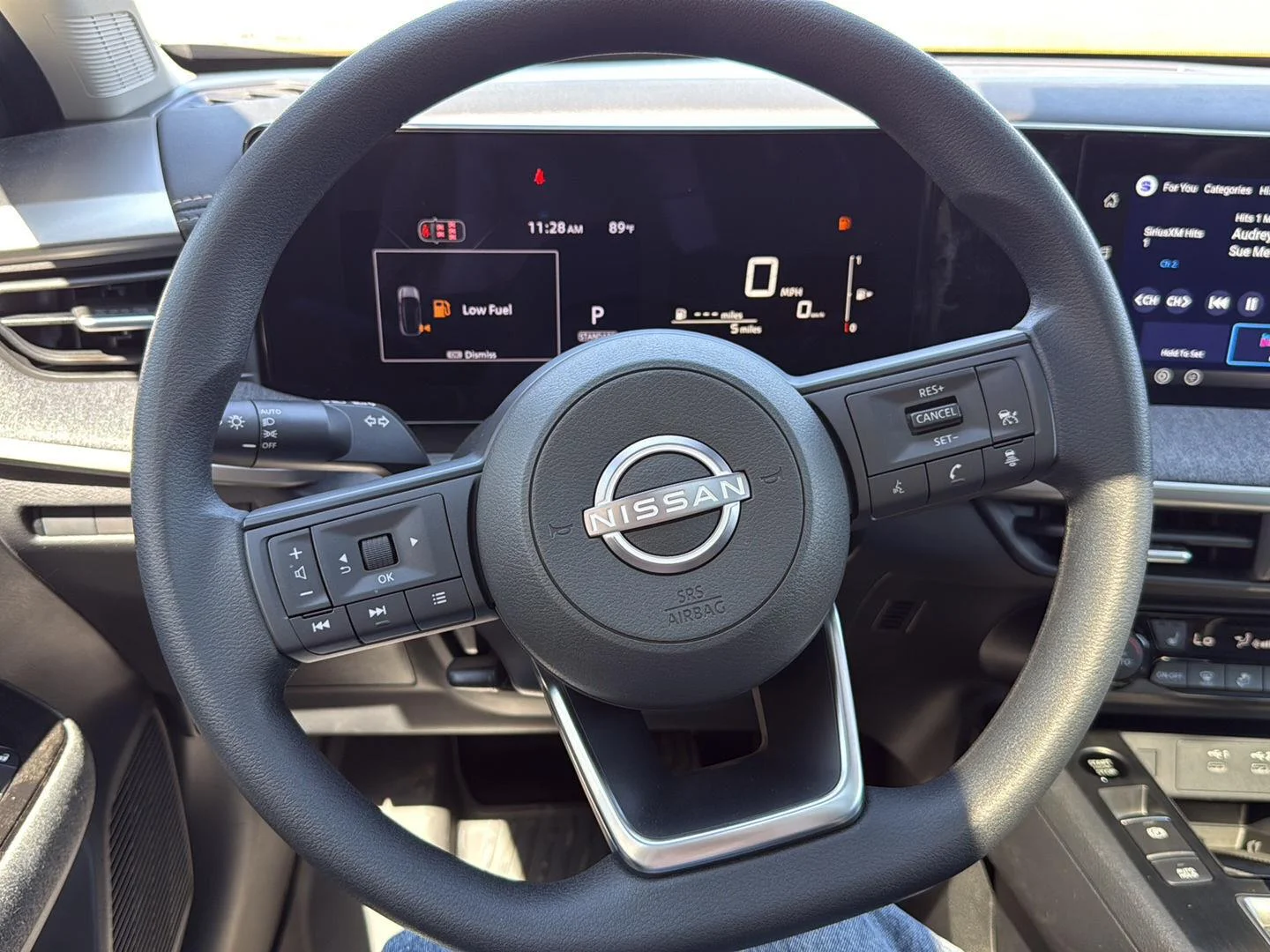 New 2027 Canyon Bronze Metallic Nissan SV image 21