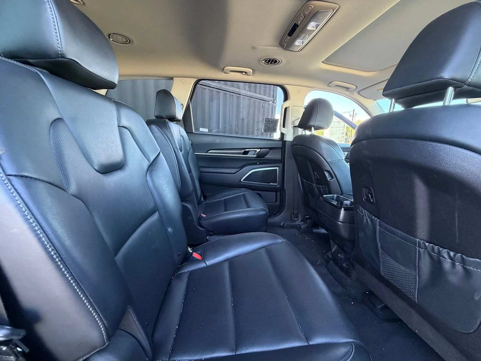 Used 2025 Green Kia S image 17