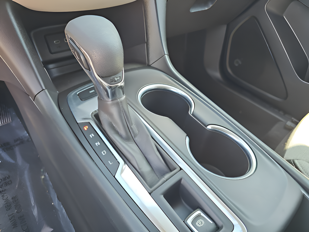 Used 2023 Gray Chevrolet LS image 10