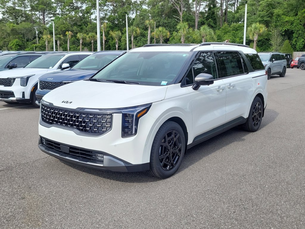 New 2026 Snow White Pearl Kia SX Prestige image 3