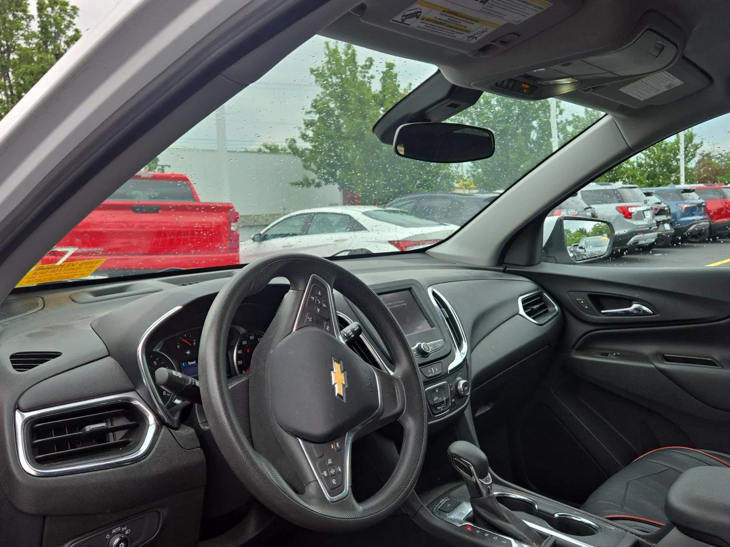 Used 2022 SUMMIT WHITE Chevrolet LT image 3