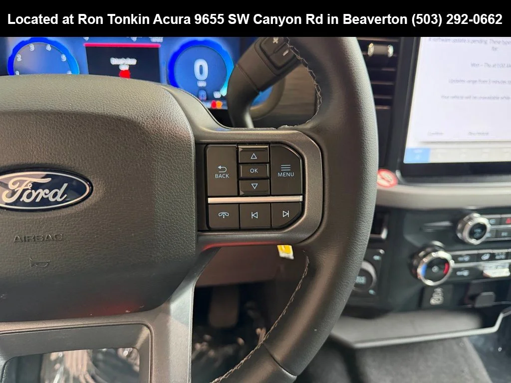 Used 2025 Atlas Blue Metallic Ford XLT image 18