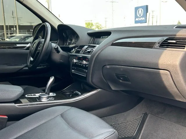 Used 2017 Black BMW xDrive28i image 18