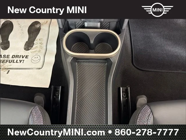 2025 MINI Hardtop 2 Door Base - Photo 21