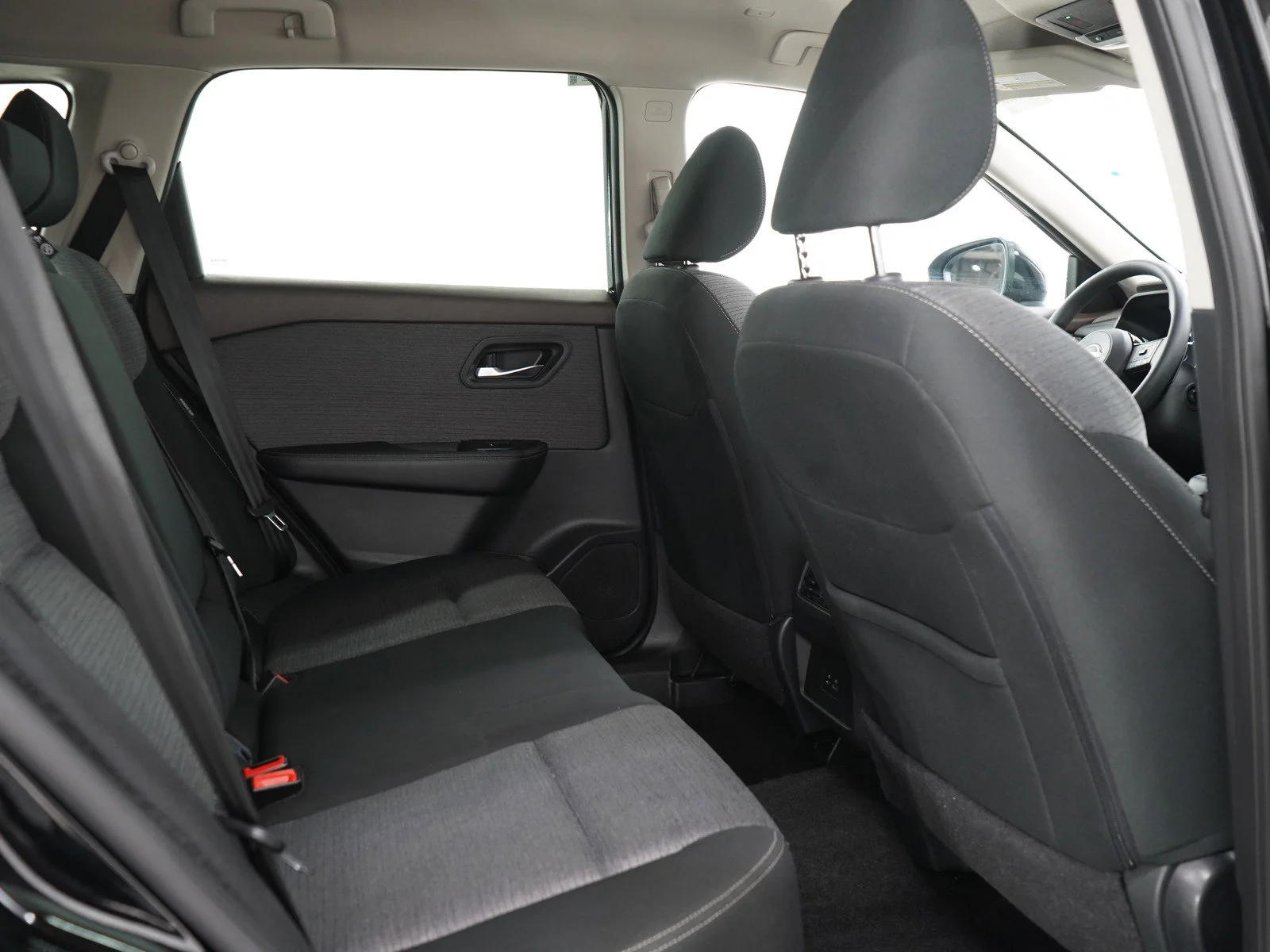 Used 2023 Super Black Nissan SV image 13