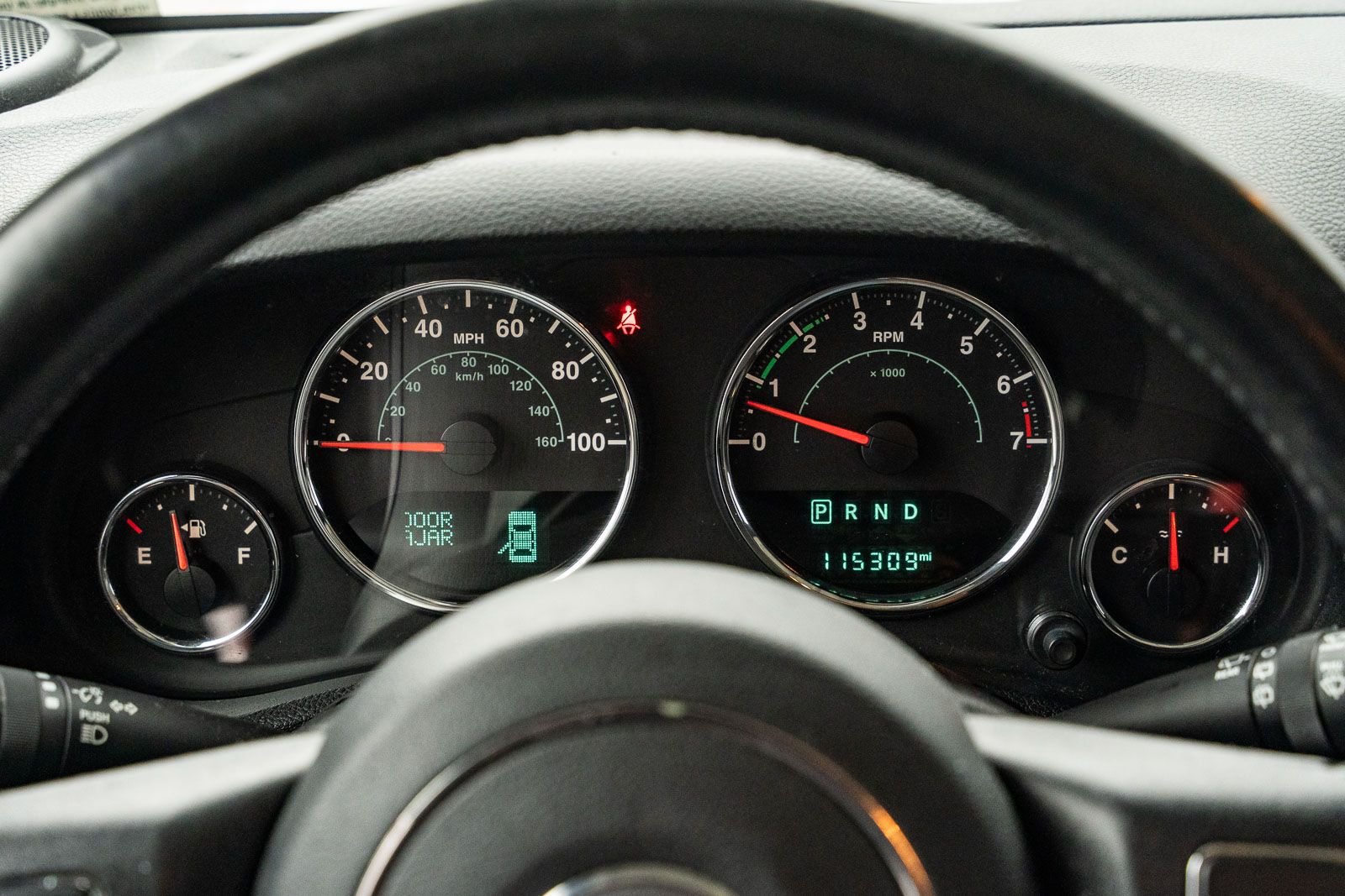 Certified Used 2018 White Jeep Unlimited Sport image 23