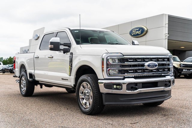 2026 Ford Super Duty F-250® Lariat®