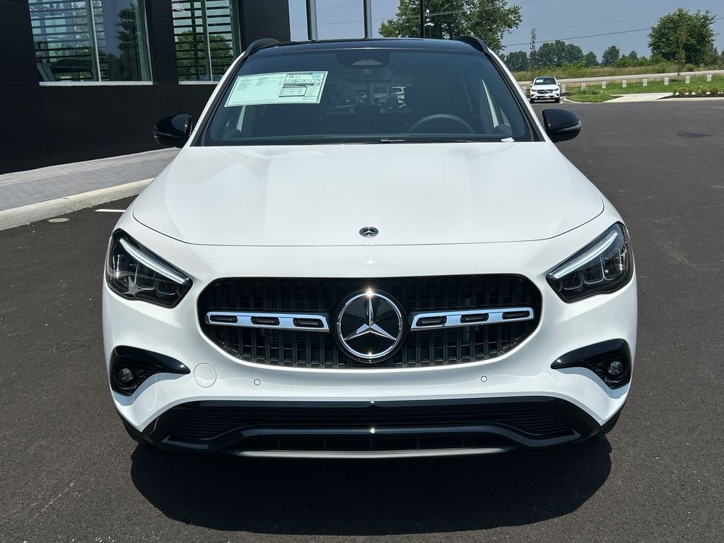 New 2026 Polar White Mercedes-Benz GLA 250 image 3
