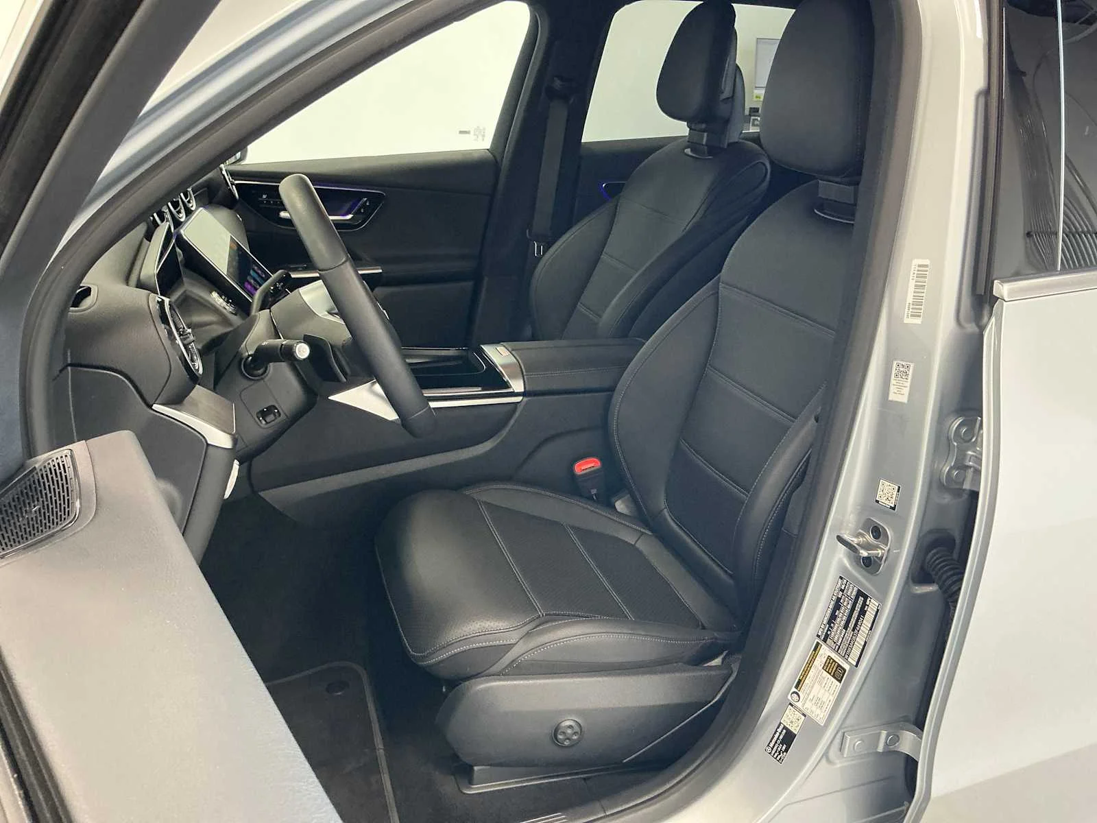 Certified Used 2026 Cirrus Silver Metallic Mercedes-Benz GLC 300 image 12