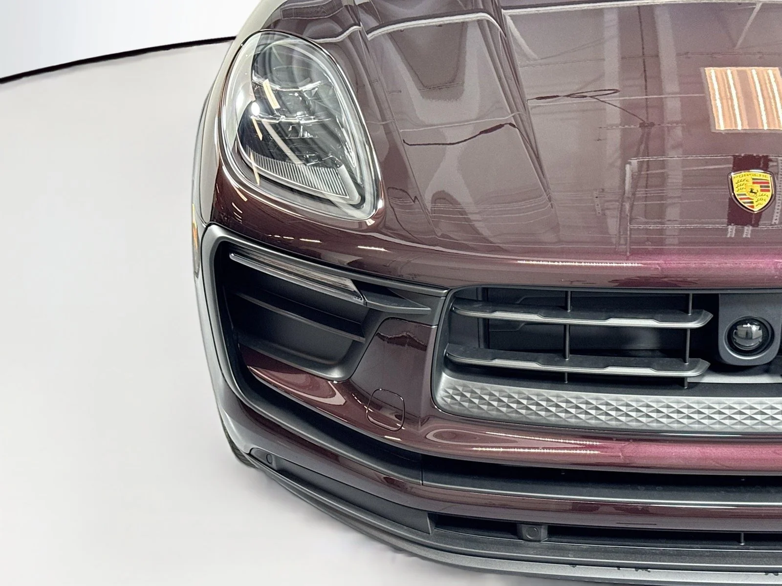 Used 2026 Copper Ruby Metallic Porsche  image 28