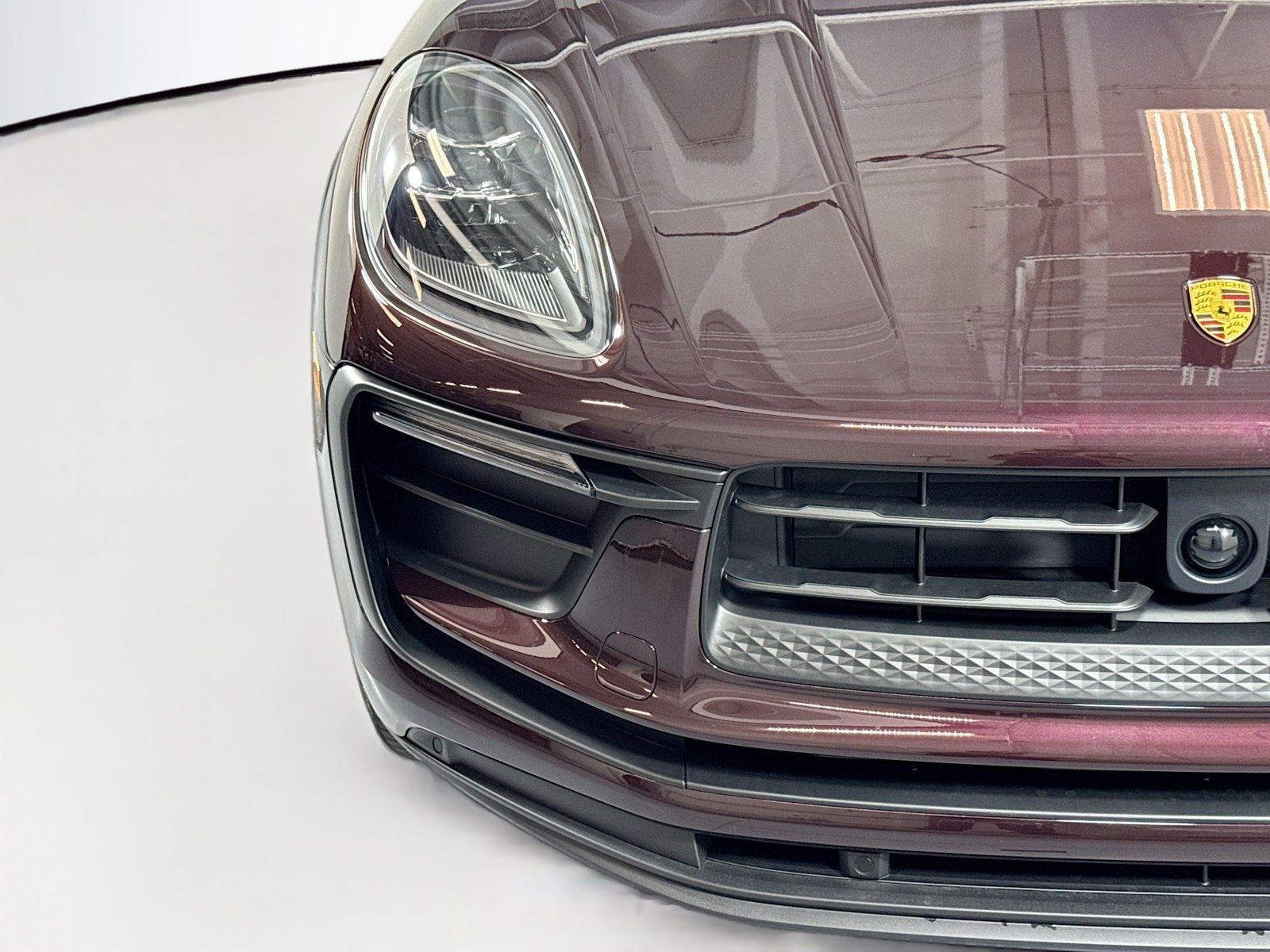 Used 2026 Copper Ruby Metallic Porsche  image 28