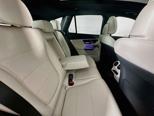 New 2026 Verde Silver Metallic Mercedes-Benz GLC 300 image 27