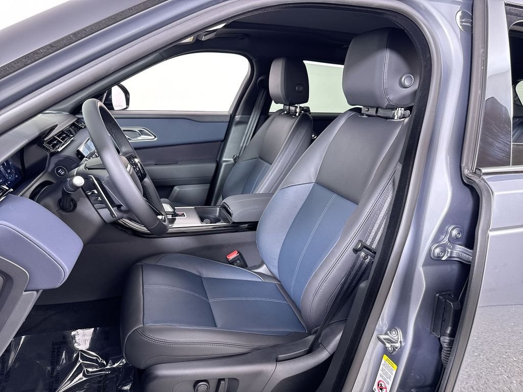 New 2026 Zadar Grey Land Rover Dynamic SE image 11