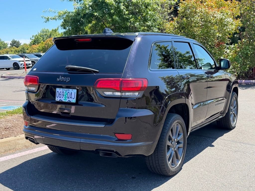Used 2018 Sangria Metallic Clearcoat Jeep Overland image 18