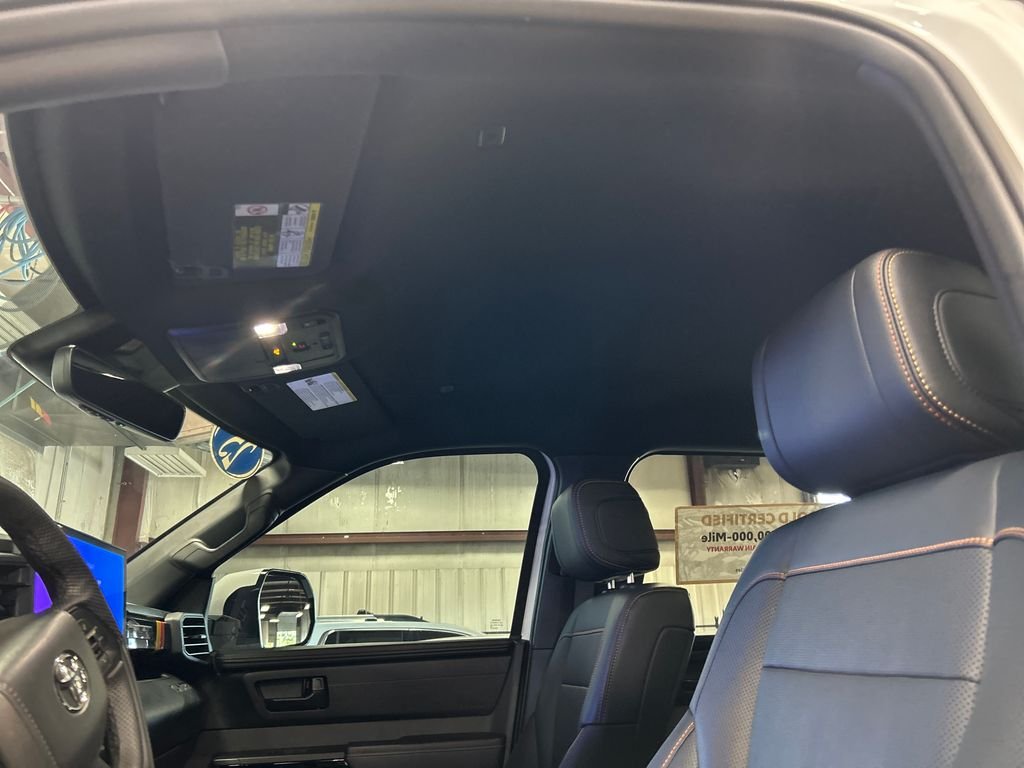 Used 2025 White Toyota SR5 image 12