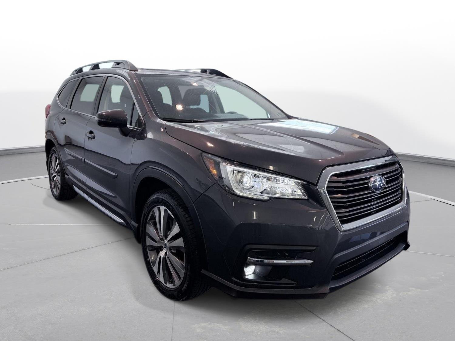 Used 2020 Magnetite Gray Metallic Subaru Limited image 8
