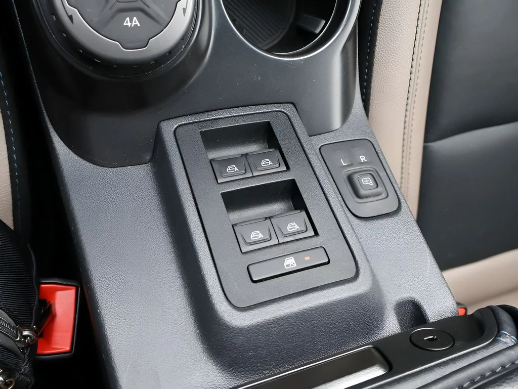 Used 2024 Carbonized Gray Metallic Ford Wildtrak image 27