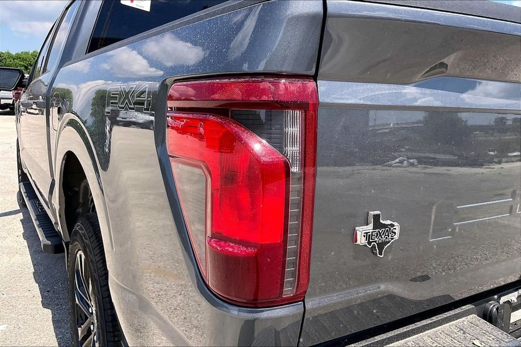 New 2026 Ford F-150 XLT 4D SuperCrew