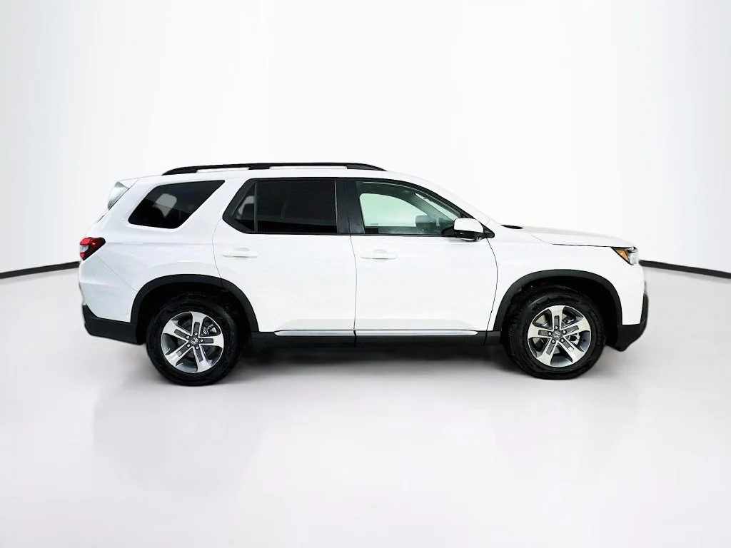New 2026 Platinum White Pearl Honda EX-L image 8