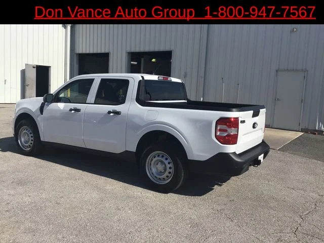 Used 2025 White Ford XL image 3