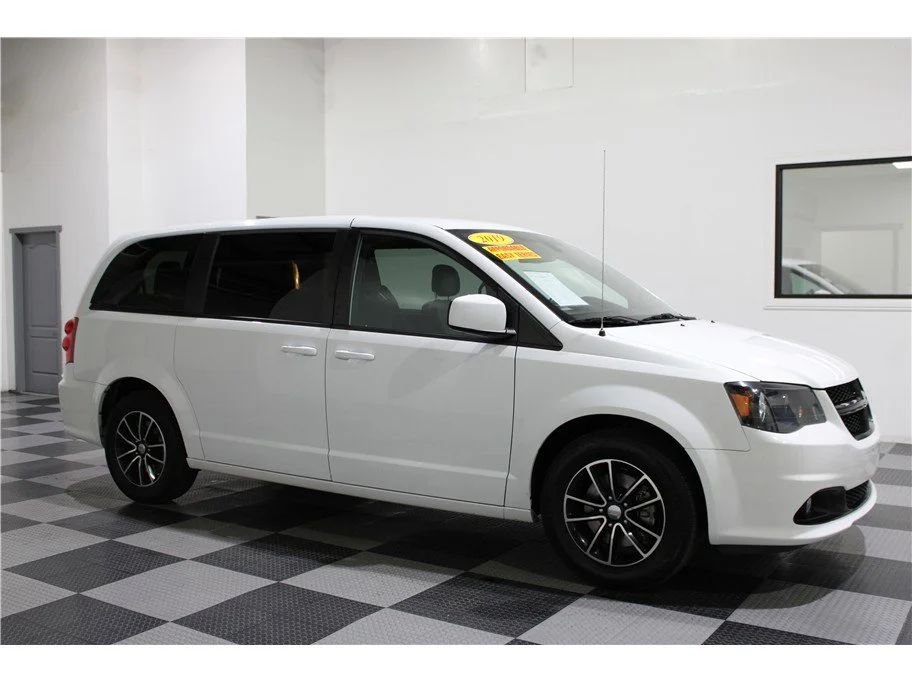 2019 Dodge Grand Caravan SXT's photo