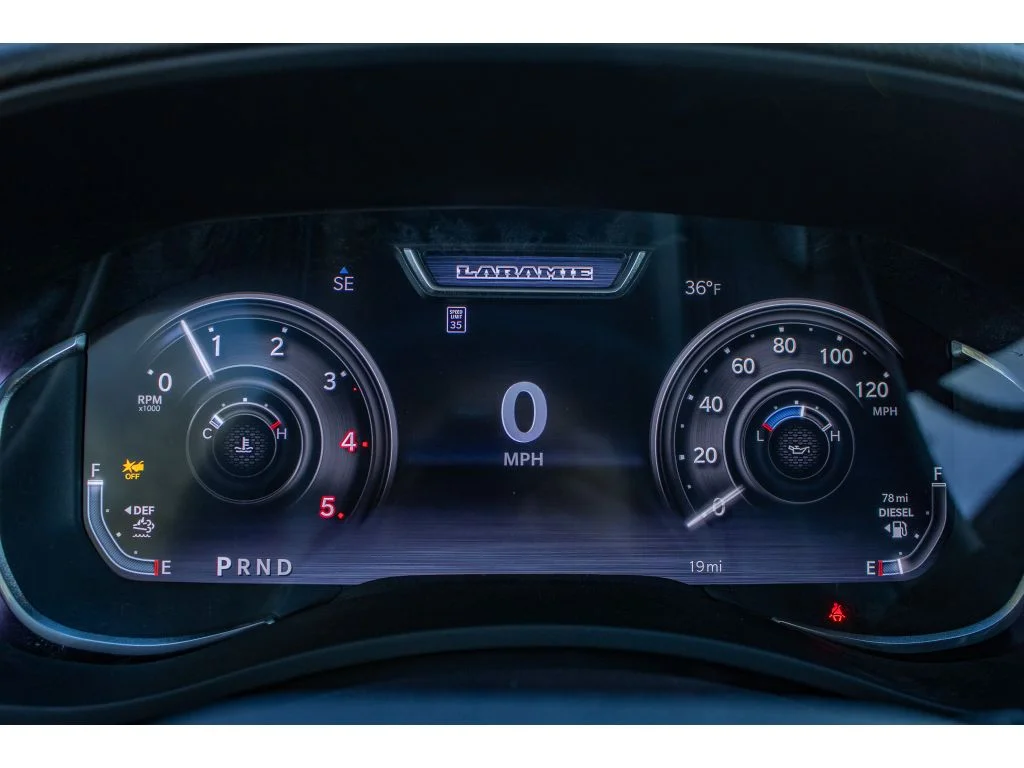 2026 RAM 3500 Laramie - Photo 19