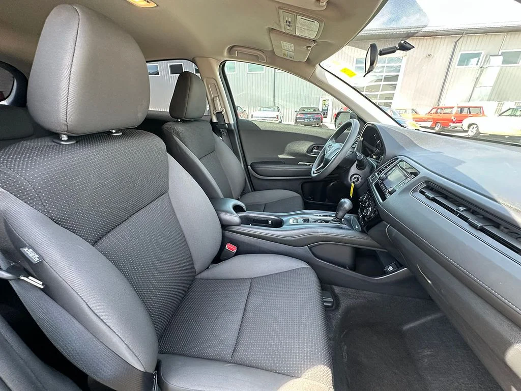 Used 2020  Honda LX image 25