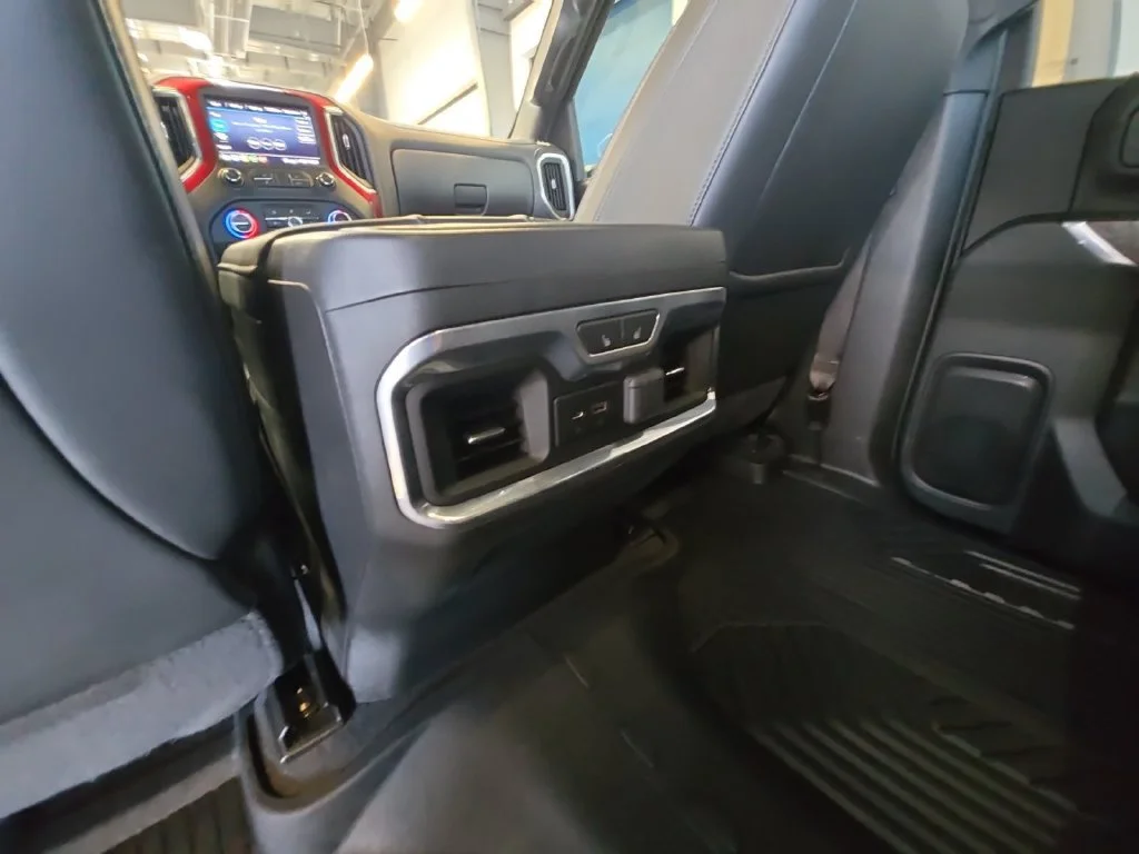 Used 2020 Cajun Red Tintcoat Chevrolet High Country image 34