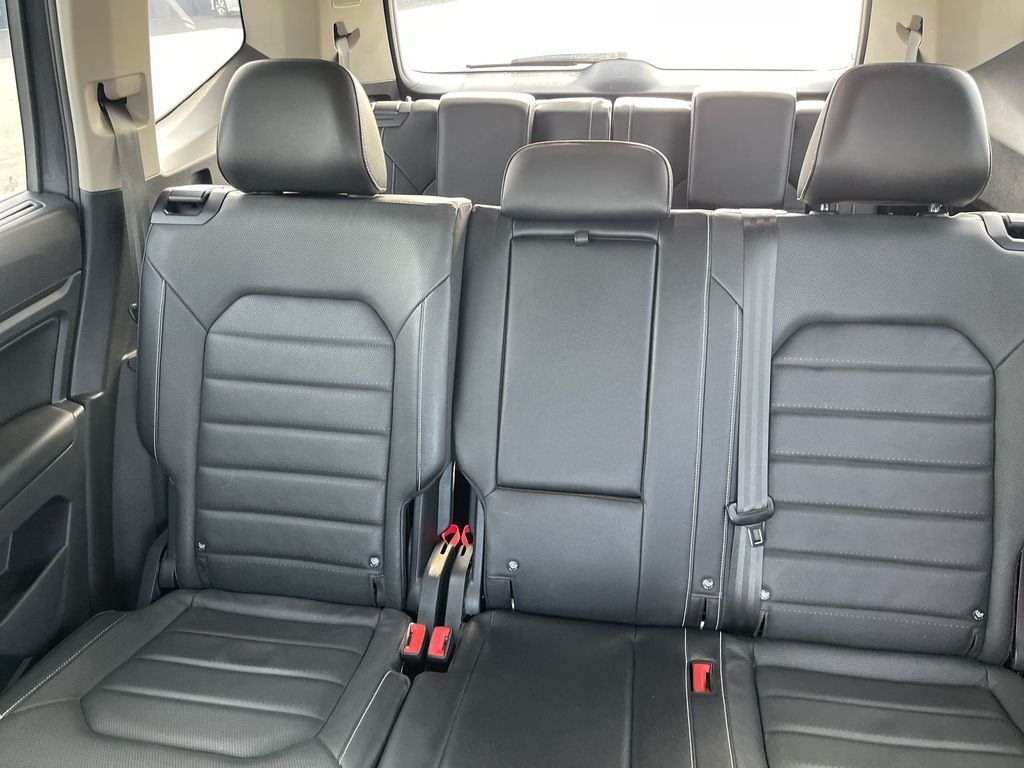 Used 2021 Gray Volkswagen 3.6L V6 SEL Premium R-Line image 27