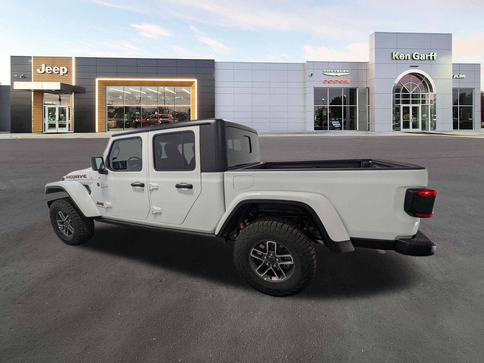 2025 Jeep Gladiator Mojave - Photo 8