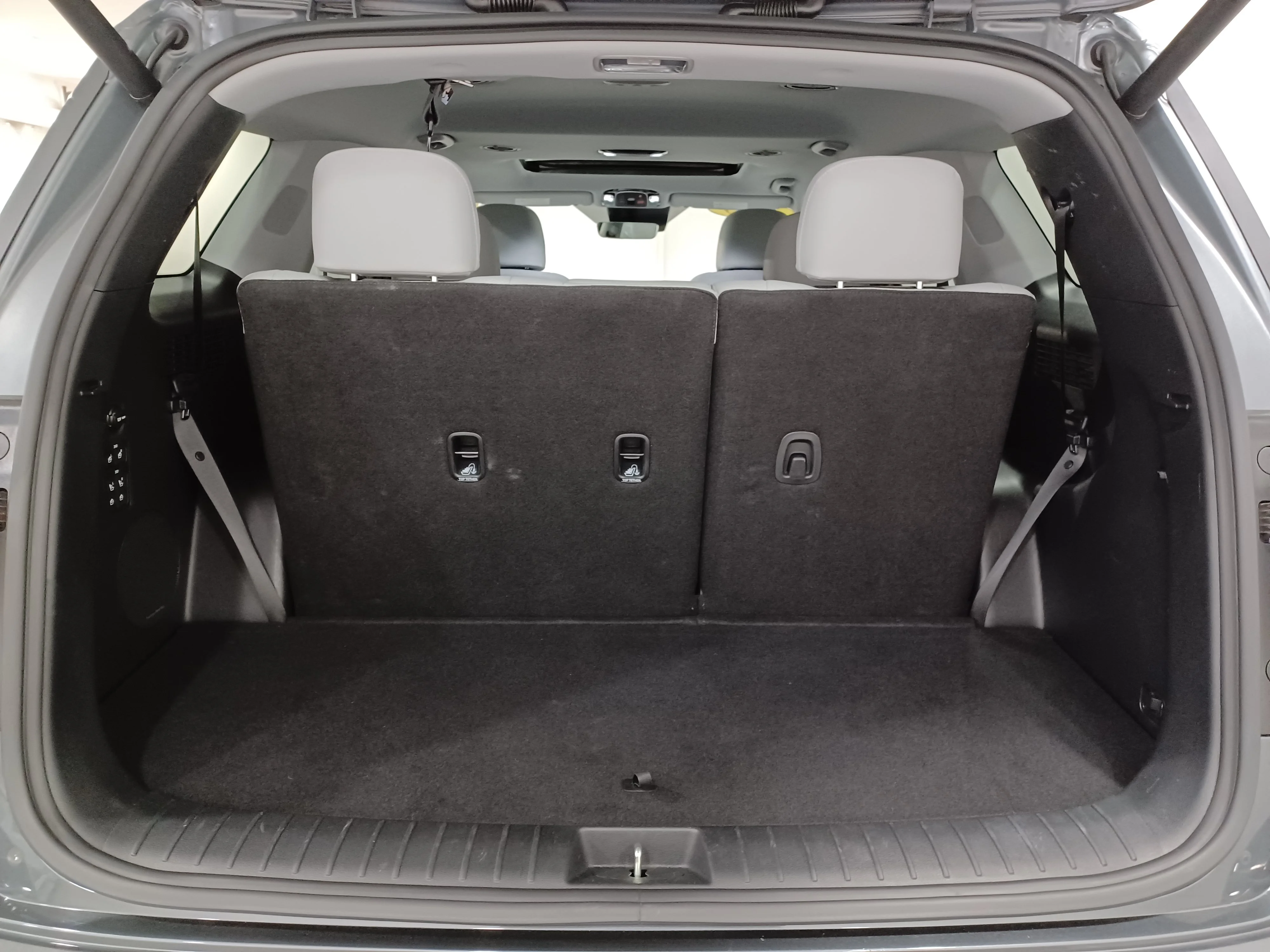 Certified Used 2023 Steel Graphite Hyundai Urban AWD*7 Pass | Adaptive Cruise | Remote Start | Nav | 360 Cam | Cooled Leather | Sunroof | H/K image 25