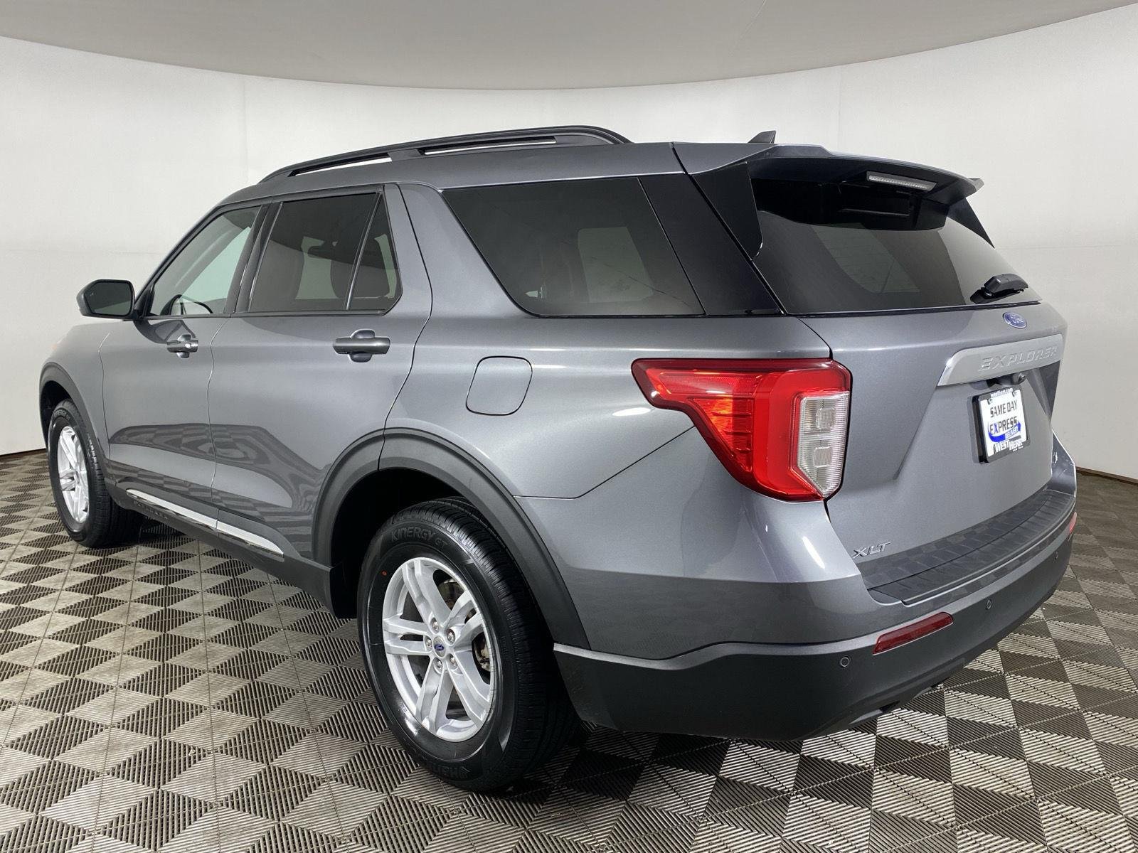 Used 2024 Carbonized Gray Ford XLT image 5